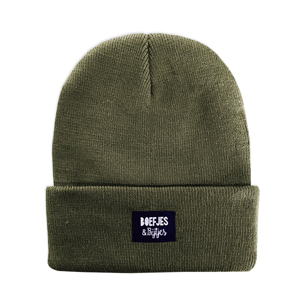 Gebreide colsjaal sjaal kindersjaal naturel zand taupe bruin groen legergroen army. Toffe grote sjaal voor kinderen. Warme colsjaal lifehack knitted knitwear beanie muts winterkleding winteroutfit boefjes en bijtjes