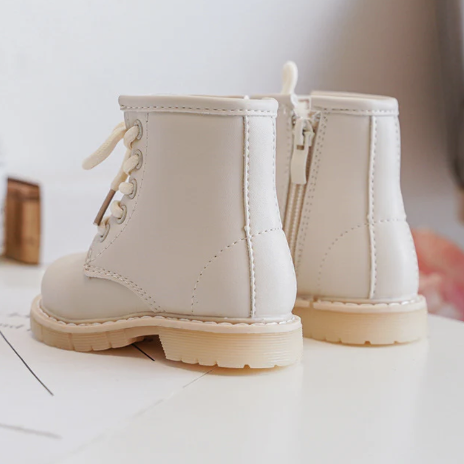 Beige laarsjes - Boots