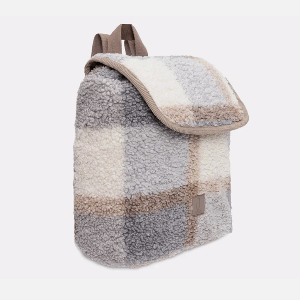 Gepersonaliseerd teddy rugtasje rugzak rugtas rugzakje tas met naam. Bruin Biscuit naturel zandkleurig baby jongen meisje kinderdagverblijf peuterspeelzaal eerste tasje babyspulletjes Jollein Boefjes en Bijtjes kraamcadeau zwangerschap kraamfeest babyborrel ruit geruit ruitjes checks checked