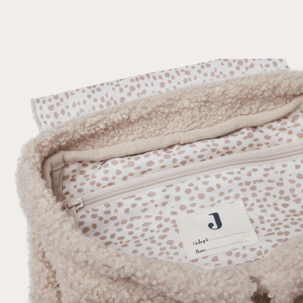 Gepersonaliseerd teddy rugtasje rugzak rugtas rugzakje tas met naam. Bruin Biscuit naturel zandkleurig baby jongen meisje kinderdagverblijf peuterspeelzaal eerste tasje babyspulletjes Jollein Boefjes en Bijtjes kraamcadeau zwangerschap kraamfeest babyborrel