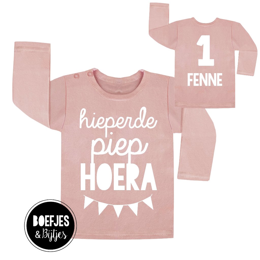 Verjaardag shirtje met eigen naam en leeftijd. Gepersonaliseerd kindershirtje hieperdepiep hoera