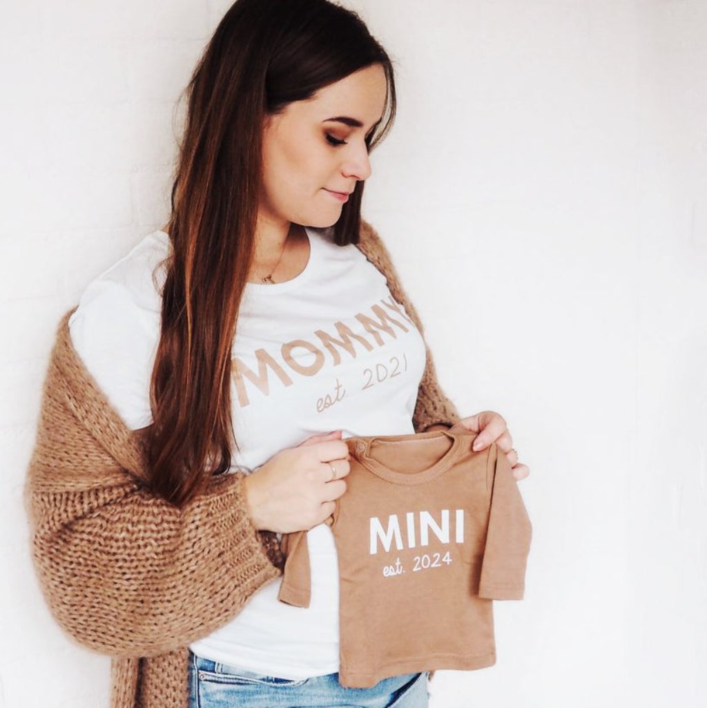 Twinning Twin Set moederdagcadeau kerstcadeau sinterklaascadeau kado voor mama moeder matchen met kind zwangerschapsaankondiging mama en zoon moeder en dochter uniek moederdag kado boefjes en bijtjes