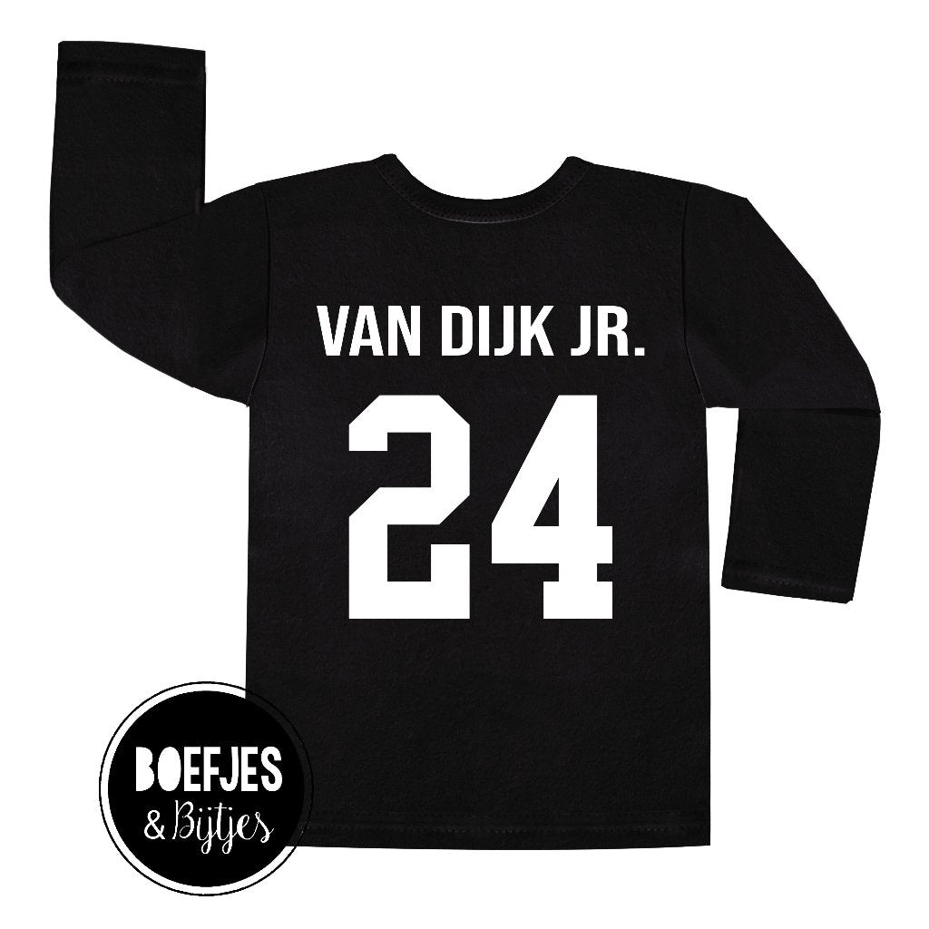 Gepersonaliseerde shirt met eigen naam en rugnummer!
Twinnen met Papa of Mama
(of opa, oma, oom, tante, voogd, bonuspapa)
Cadeautip, verjaardagscadeau, kraamcadeau, vaderdag cadeau, moederdag cadeau, kerstcadeau of sinterklaascadeau