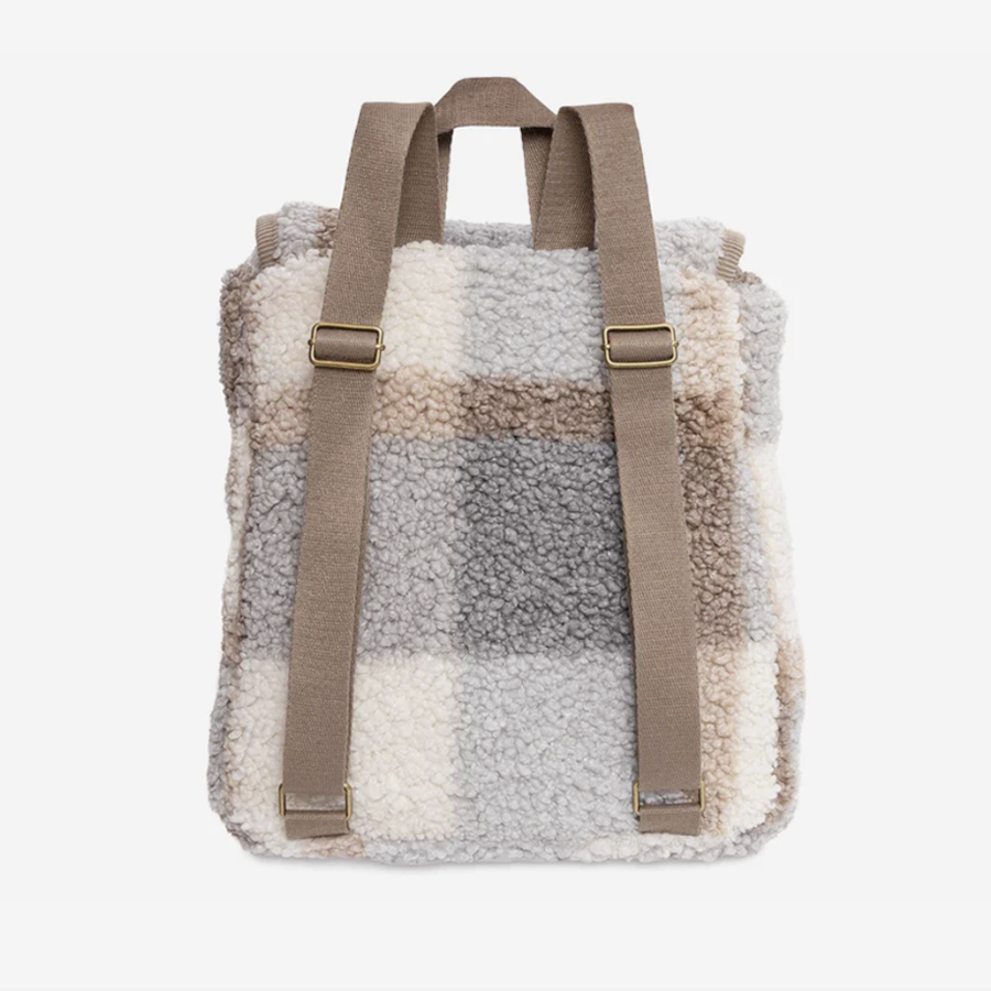 Gepersonaliseerd teddy rugtasje rugzak rugtas rugzakje tas met naam. Bruin Biscuit naturel zandkleurig baby jongen meisje kinderdagverblijf peuterspeelzaal eerste tasje babyspulletjes Jollein Boefjes en Bijtjes kraamcadeau zwangerschap kraamfeest babyborrel ruit geruit ruitjes checks checked 