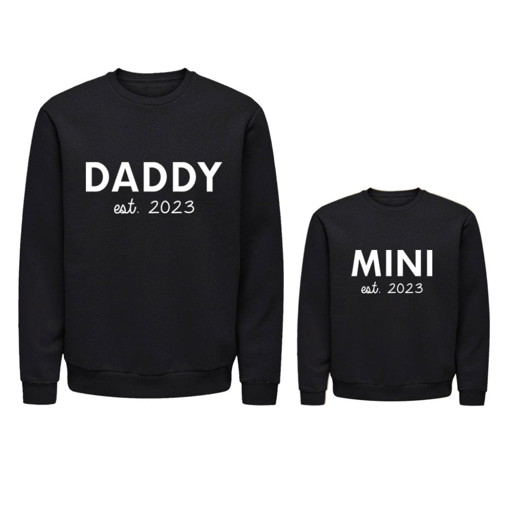Twinning Twin Set vaderdagcadeau kerstcadeau sinterklaascadeau kado voor papa vader matchen met kind zwangerschapsaankondiging vader en zoon papa en dochter uniek vaderdag kado boefjes en bijtjes truien Daddy Mini
