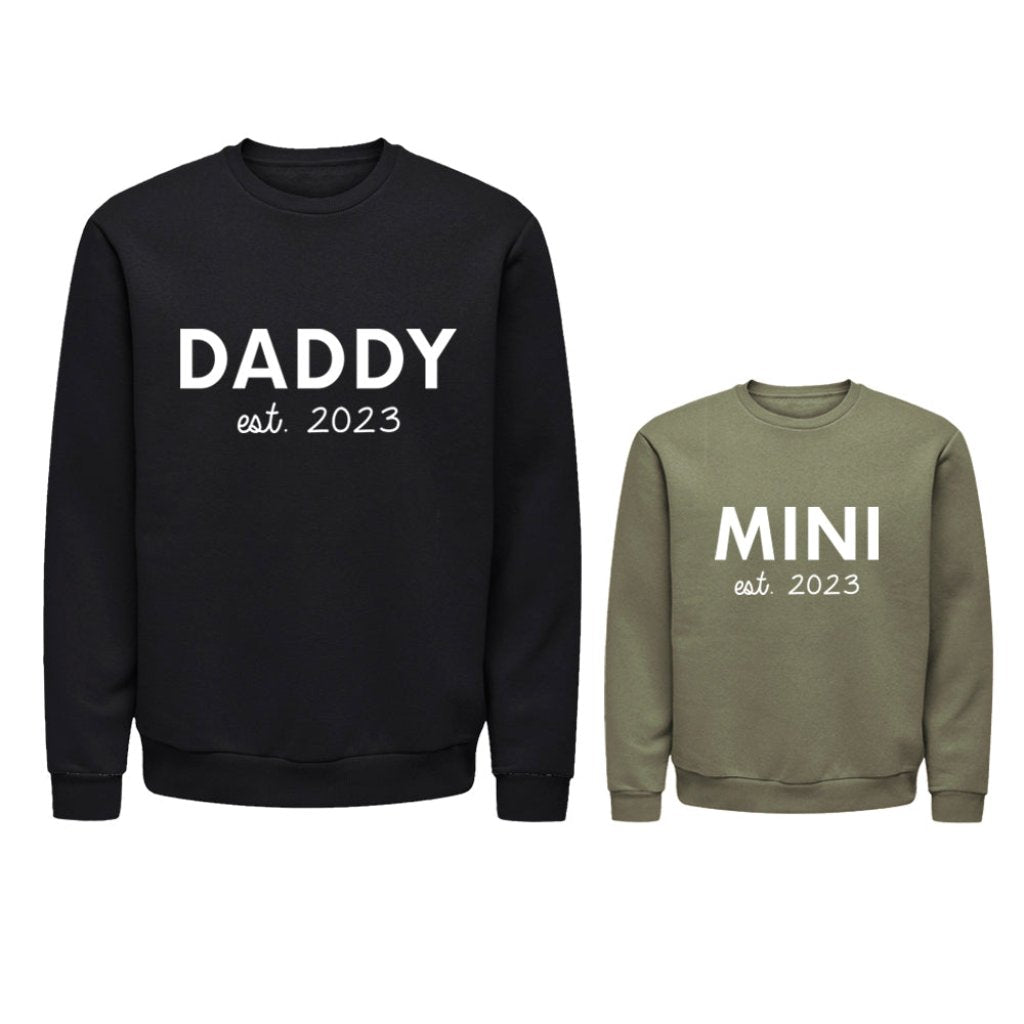 Twinning Twin Set vaderdagcadeau kerstcadeau sinterklaascadeau kado voor papa vader matchen met kind zwangerschapsaankondiging vader en zoon papa en dochter uniek vaderdag kado boefjes en bijtjes truien Daddy Mini